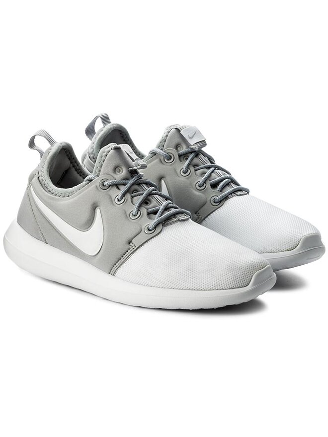 Zapatillas Nike Roshe Two GS 844653 100 Gris zapatos.es