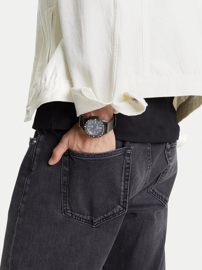 Timex Часовник Timex Expedition North TW2W91100 Сив