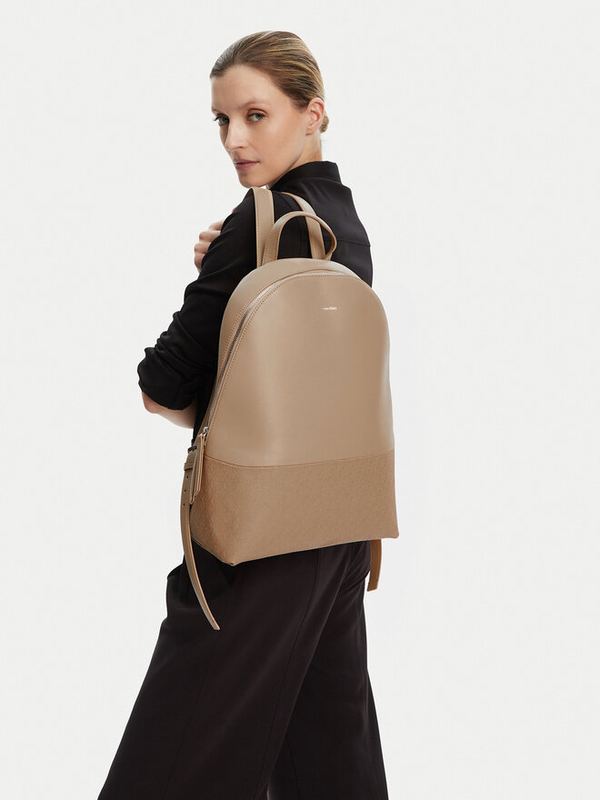 Calvin Klein Mochila Calvin Klein Ck Mixmedia Backpack_Mono K60K613184 Beis