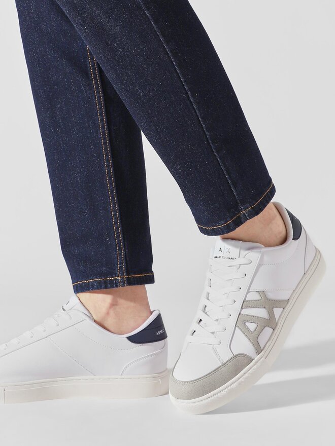 Armani Exchange Снікерcи Armani Exchange XUX176 XV760 K609 Білий
