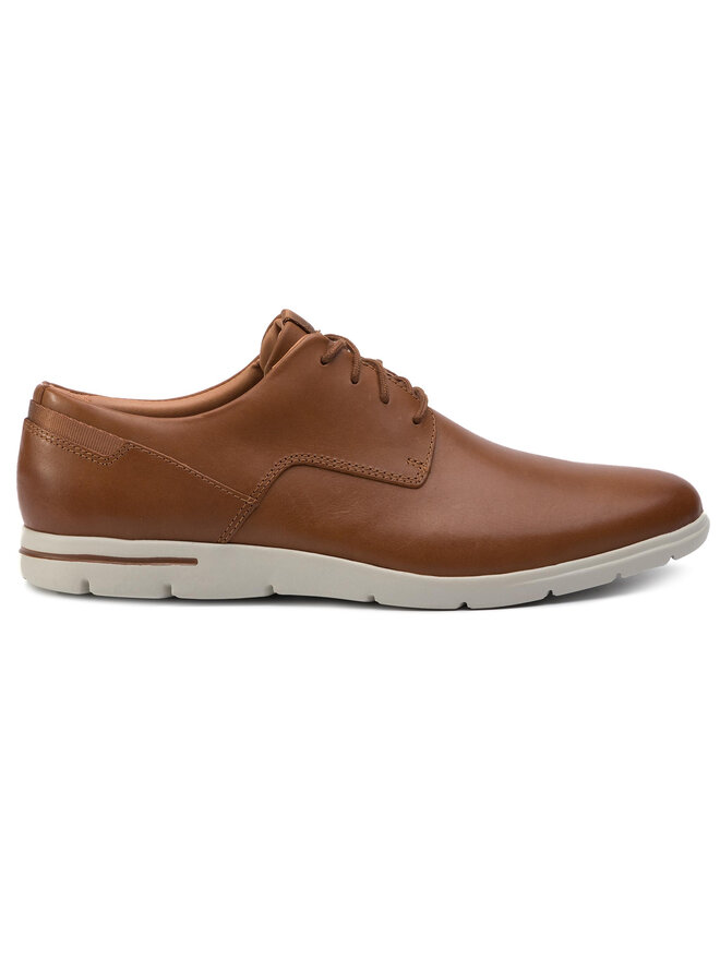 Clarks vennor deals