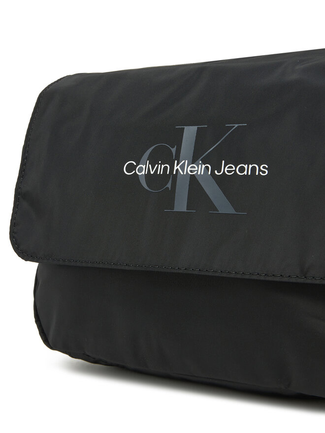 Calvin Klein Jeans Плоска сумка Calvin Klein Jeans Sport Essentials Ut Flap Cb22 LV04G3031G Чорний