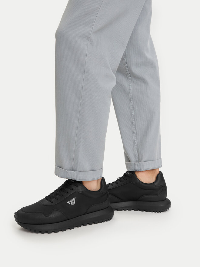 Emporio Armani Sneakers Emporio Armani EM003738 AF19532 MC005 Schwarz