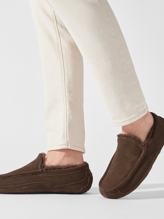 Ugg Naminės šlepetės Ugg M Ascot 1101110 Ruda