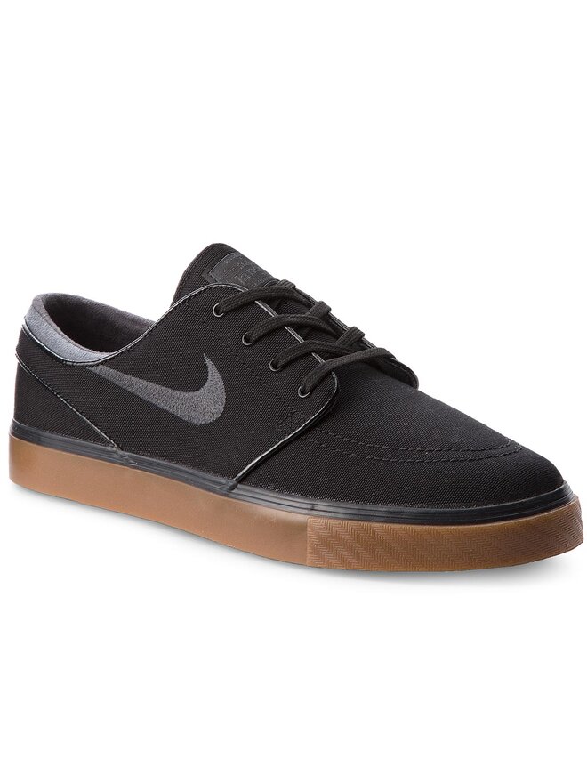Stefan janoski negras suela marron 2025