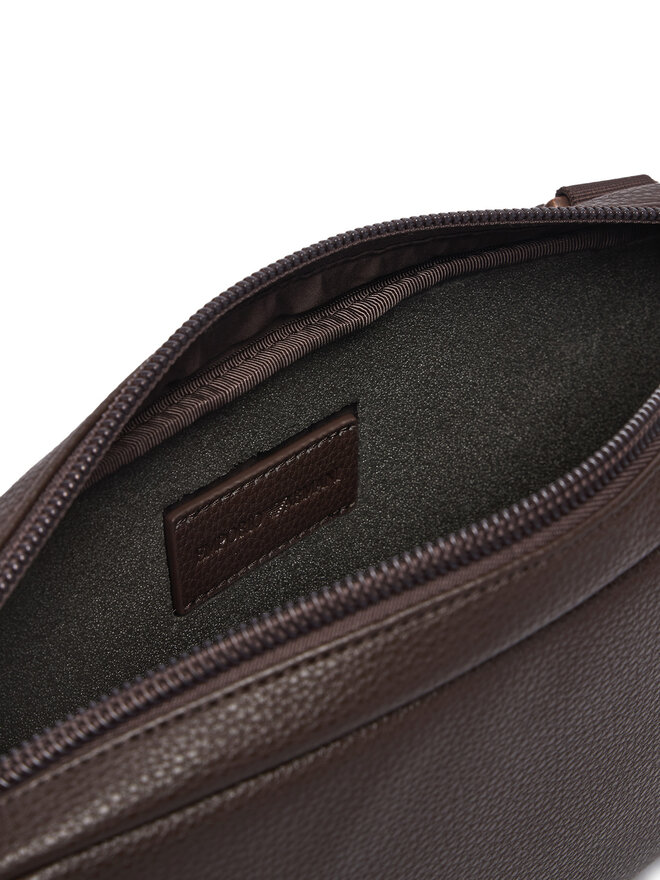Emporio Armani Плоска сумка Emporio Armani EM007109 AF29111 Коричневий