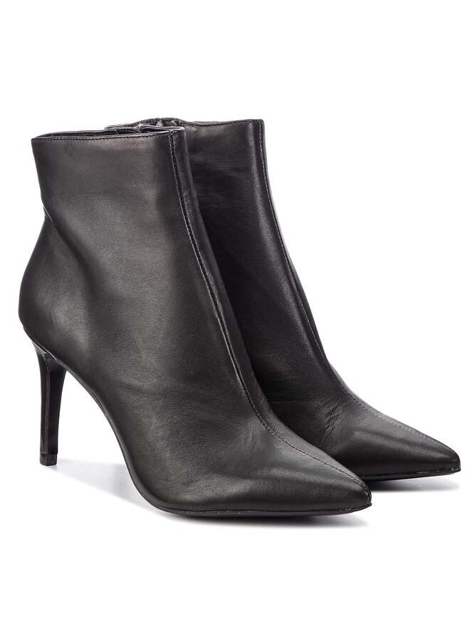 Steve madden logic deals