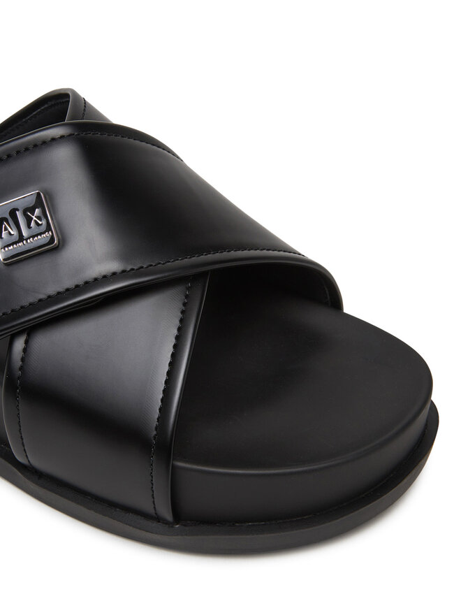 Armani Exchange Şlapi Armani Exchange XDP063 XV927 00002 Negru
