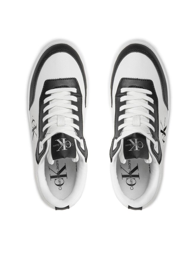 Flipkart shoes jeans hot sale