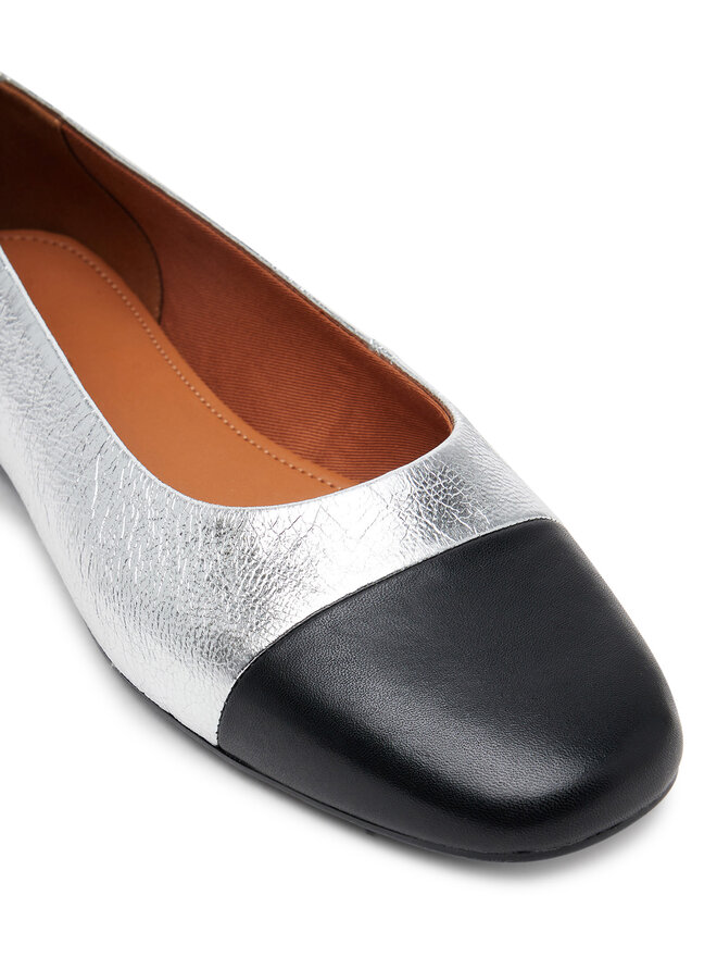 Vagabond Shoemakers Baleriny Vagabond Shoemakers Jolin 5508-619-72 Srebrny