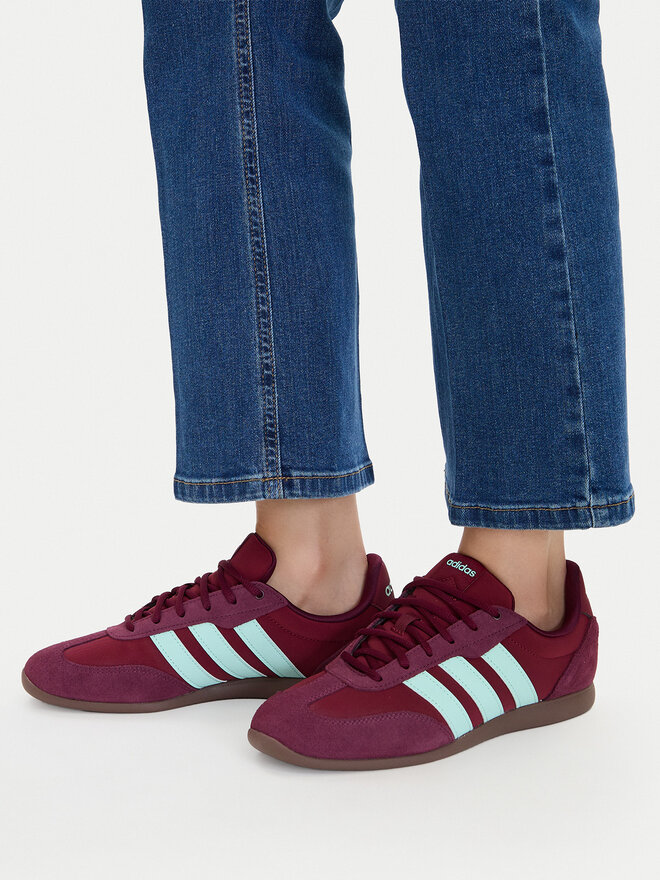 adidas Снікерcи adidas Barreda Lo Shoes KJ4734 Бордовий