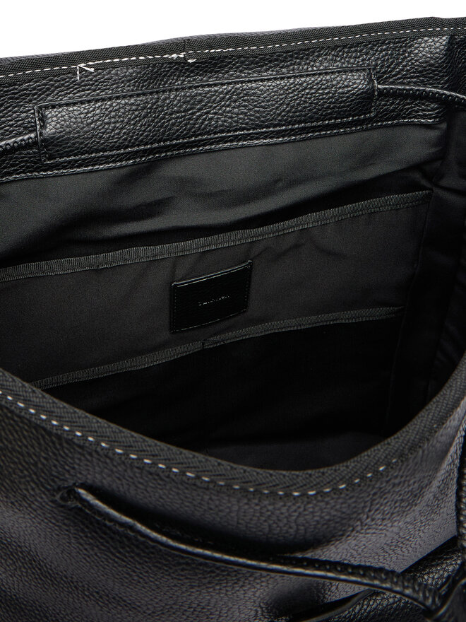 Calvin Klein Rucksack Calvin Klein Bold Pebble Flap Backpack LV04D3565G Schwarz