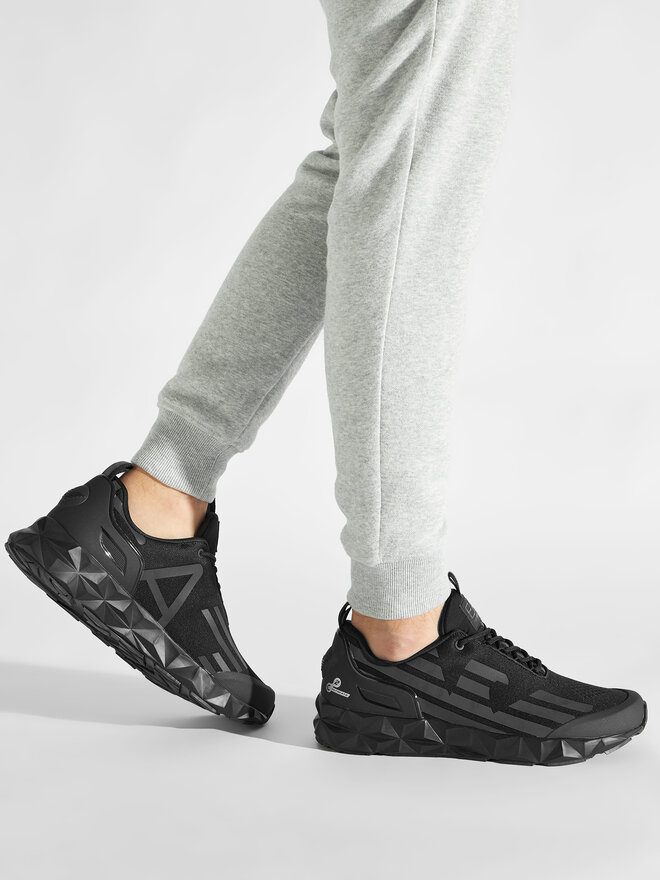 Emporio armani reebok online