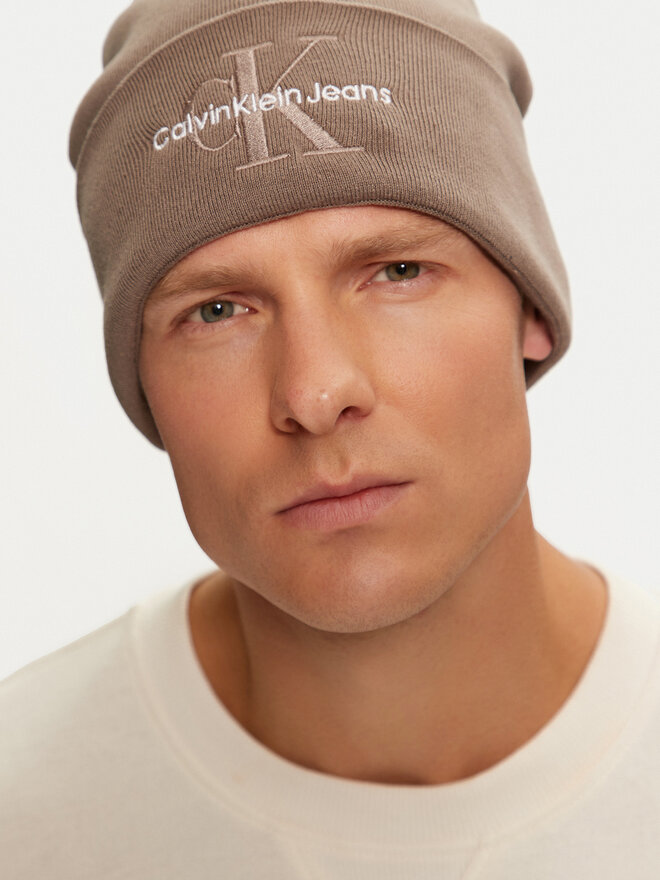 Mutze Calvin Klein Mono Logo Embro K50K512460 Braun eschuhe.at