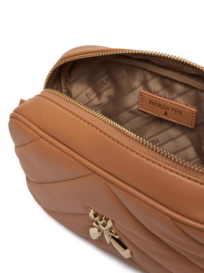 Patrizia Pepe Ročna torba Patrizia Pepe CB0023/L004-B800 Rjava