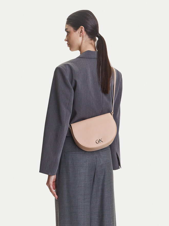 Calvin Klein Дамска чанта Calvin Klein Ck Hw Crossbody Saddle Bag K60K613236 Розов