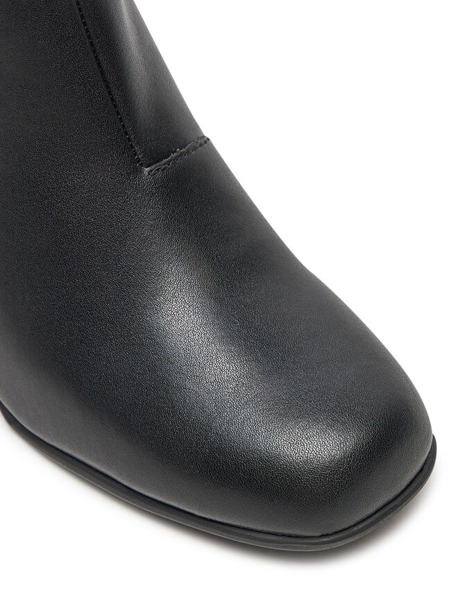 Clarks Stivaletti Clarks Keirsta Faye 26180036 Nero