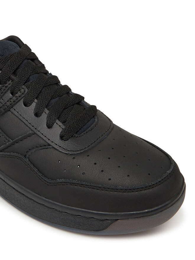 Under Armour Zapatillas Under Armour UA Court 96 3028633 Negro