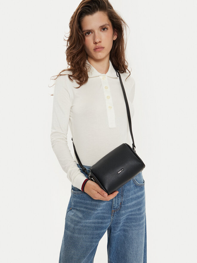 Calvin Klein Handtasche Calvin Klein K60K612519 Schwarz