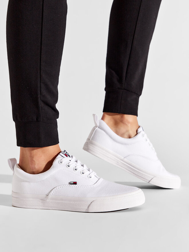 Sneakers aus Stoff Tommy Jeans Classic Tommy Jeans Sneaker EN0EN00986 WeiB eschuhe