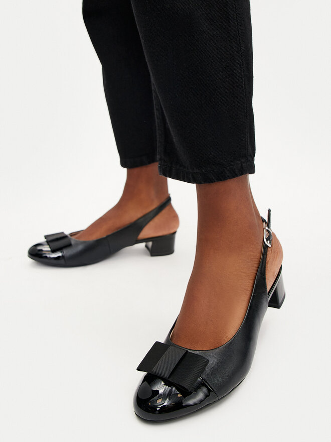 Caprice Sandale Caprice 9-29502-42 Negru