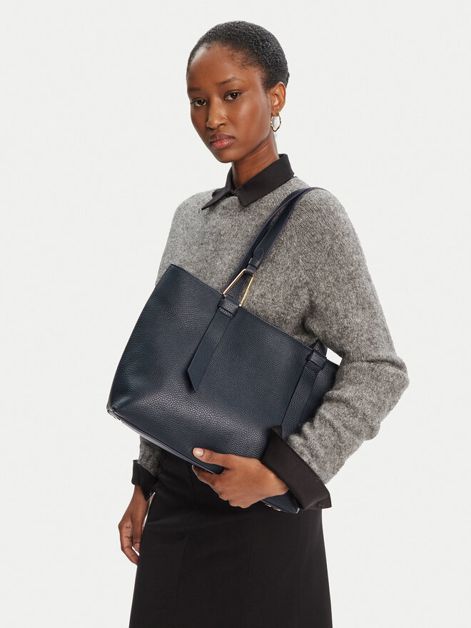 Coccinelle Torebka Coccinelle R1K Coccinellemalory E1 R1K 11 02 01 Granatowy