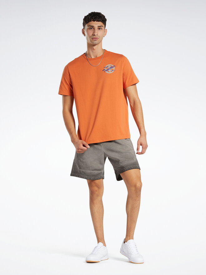 Reebok Reebok Póló Reebok Basketball All Are Welcome Here Hoop Together T-Shirt HN5800 Narancssárga Relaxed Fit
