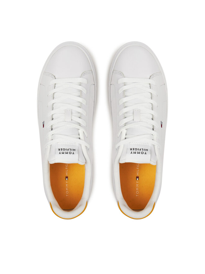 Tommy Hilfiger Sneakersy Tommy Hilfiger Icon Court Pinperf Lth FM0FM05483 Biały