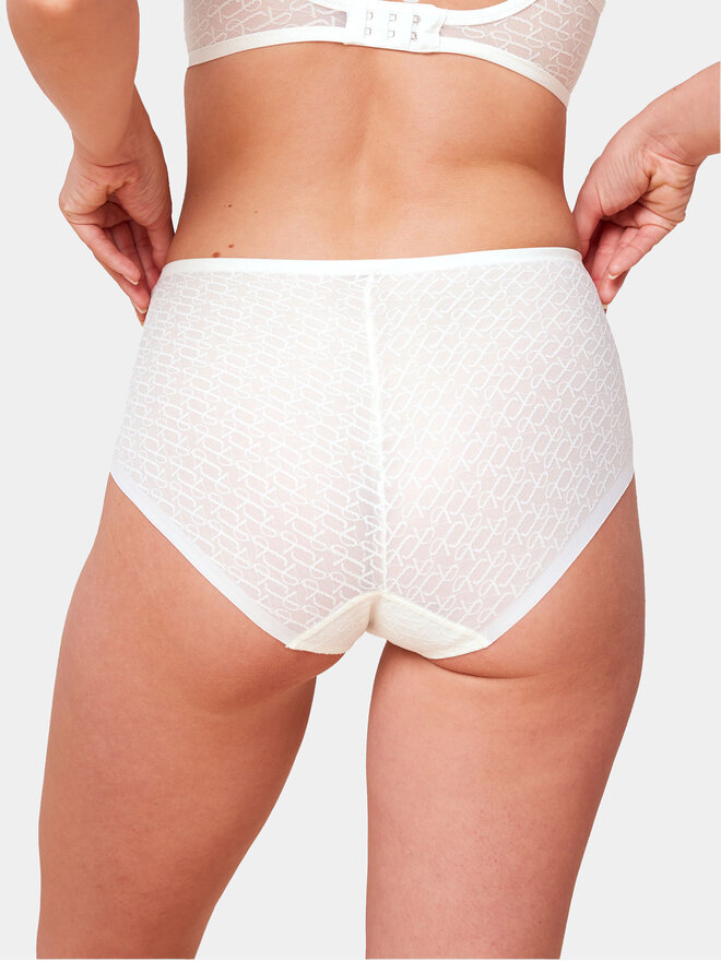 Triumph Triumph Klasične spodnje hlačke z visokim pasom Signature Sheer Maxi EX 10215936 Écru