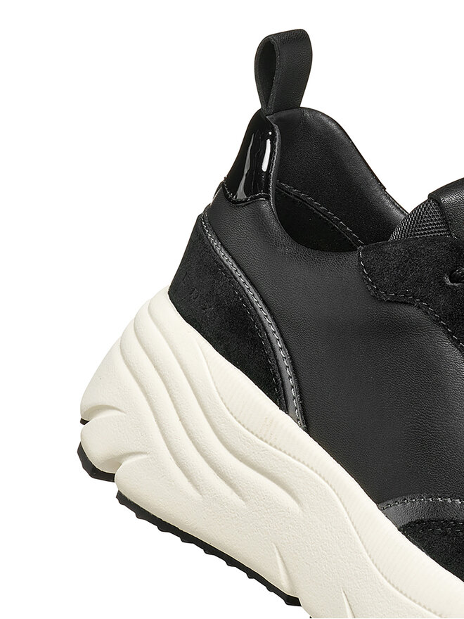 Geox Sneakers Geox D Diamanta D66UFA 08522 C9999 Schwarz