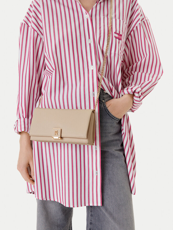 Tommy Hilfiger Дамска чанта Tommy Hilfiger Th Her Flap W/Chain AW0AW17403 Бежов