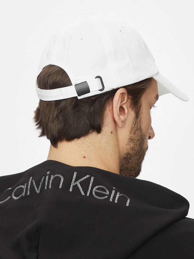 Calvin Klein Czapka z daszkiem Calvin Klein K50K505737 Biały