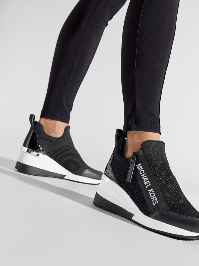 MICHAEL Michael Kors Superge MICHAEL Michael Kors Willis Wedge Trainer 43S2WIFS1D Črna