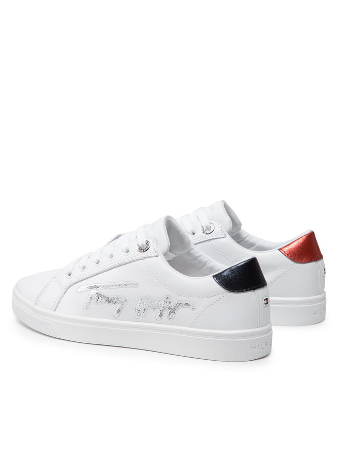 Sneakers Tommy Hilfiger Th Signature Essential Cupsole FW0FW06132 Blanc chaussures