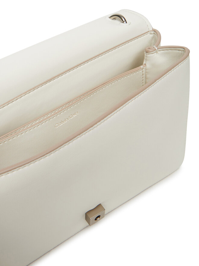 Calvin Klein Jeans Handtasche Calvin Klein Jeans Sculpted Ew Flap Conv Chain LV04K3035G Weiß