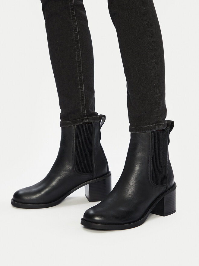 Clarks Μποτάκια Clarks Chamberly Top 26179551 Μαύρο