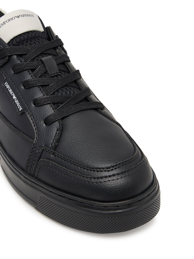 Emporio Armani Sneakers Emporio Armani EM003702 AF19573 MC024 Nero