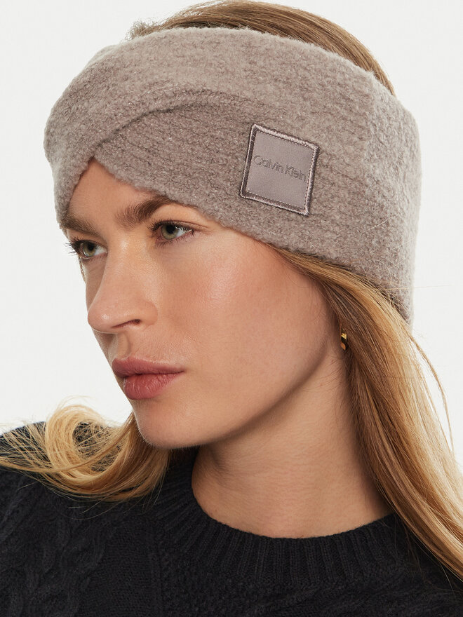 Calvin Klein Trak iz blaga Calvin Klein Modern Patch K60K612694 Bež