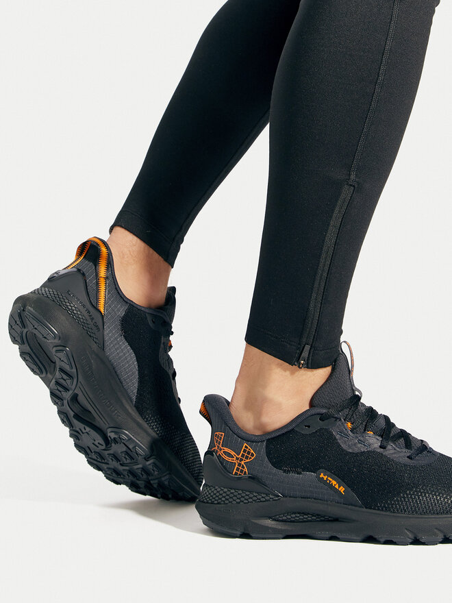 Under Armour Běžecké boty Under Armour Ua U Sonic Tr 3027764-002 Černá