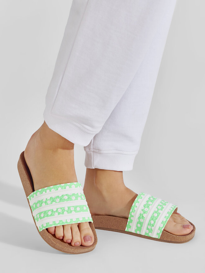 adidas Шльопанці adidas adilette w GX9484 Зелений