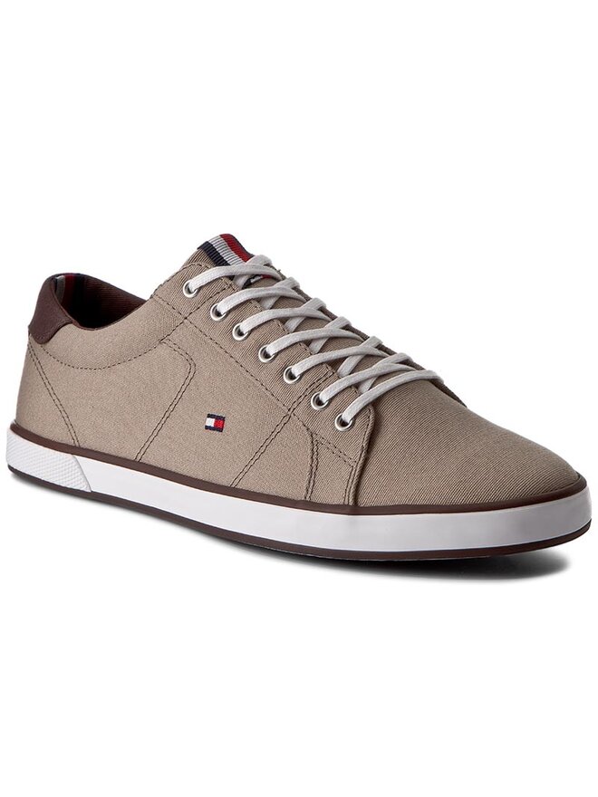 Tommy Hilfiger Sneakers aus Stoff Tommy Hilfiger Harlow 1D FM0FM00596 Braun