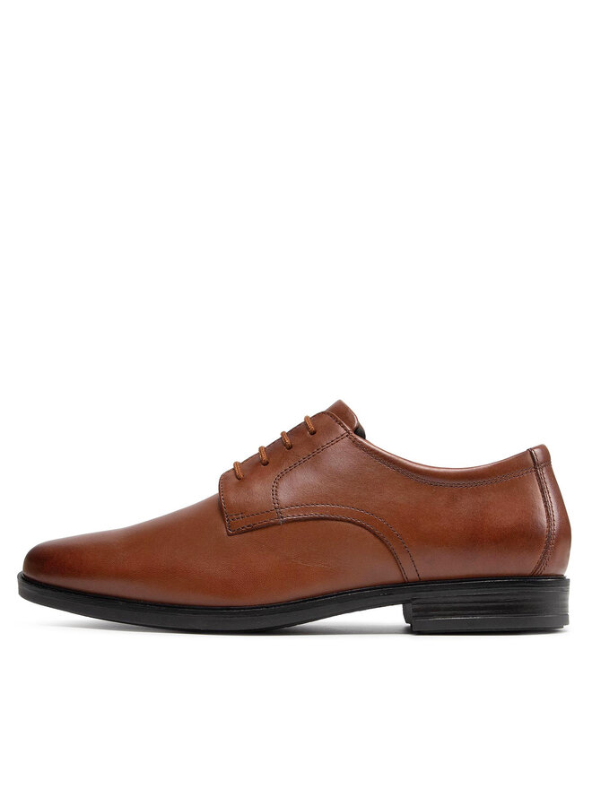 Clarks Półbuty Clarks Howard Walk 261620177 Brązowy
