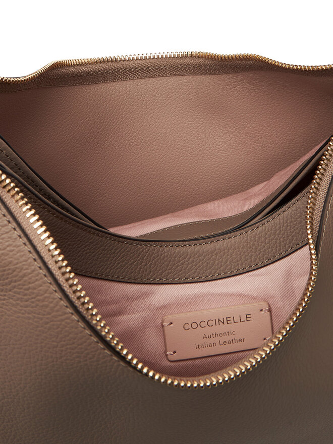 Coccinelle Τσάντα Coccinelle M50 Boheme Grana Double E1 M50 13 02 01 Καφέ