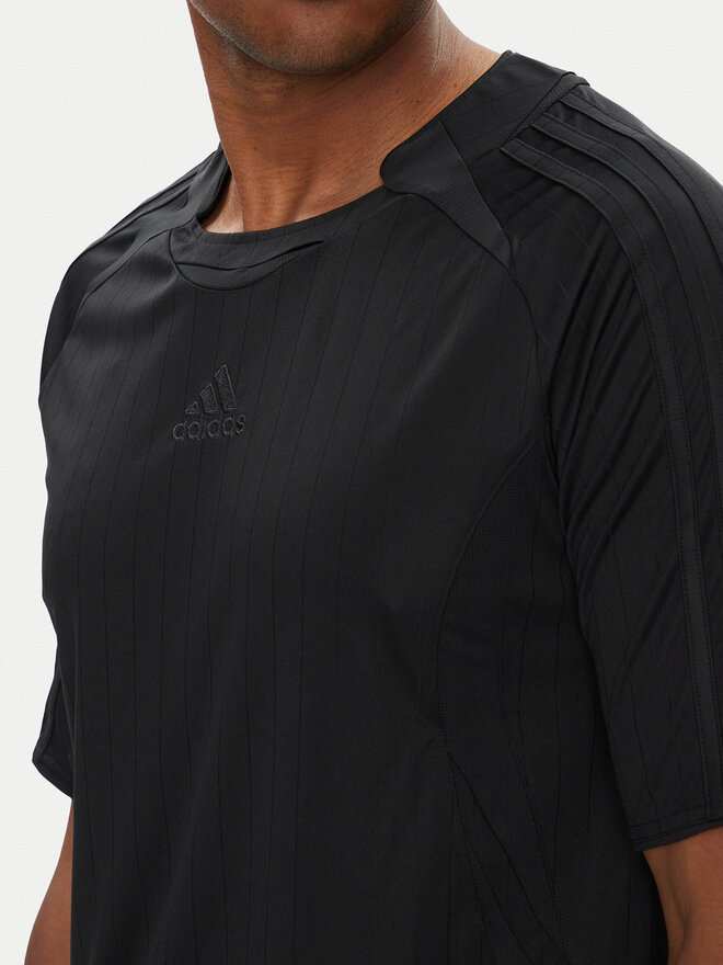 adidas adidas Футболка Teamgeist adicolor JX1537 Чорний Loose Fit