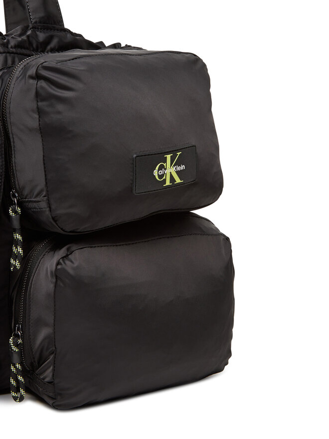 Calvin Klein Bolsas para el fin de semana Calvin Klein Tech Utility Tote LV04G3148G Negro