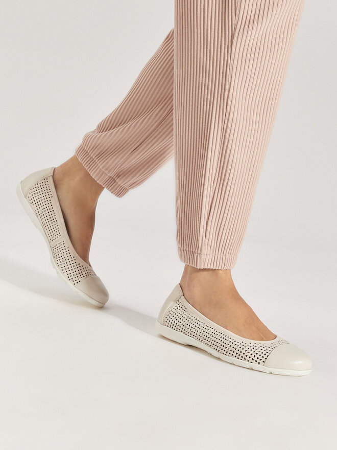 Caprice Ballerinas Caprice 9-22151-42 Beige