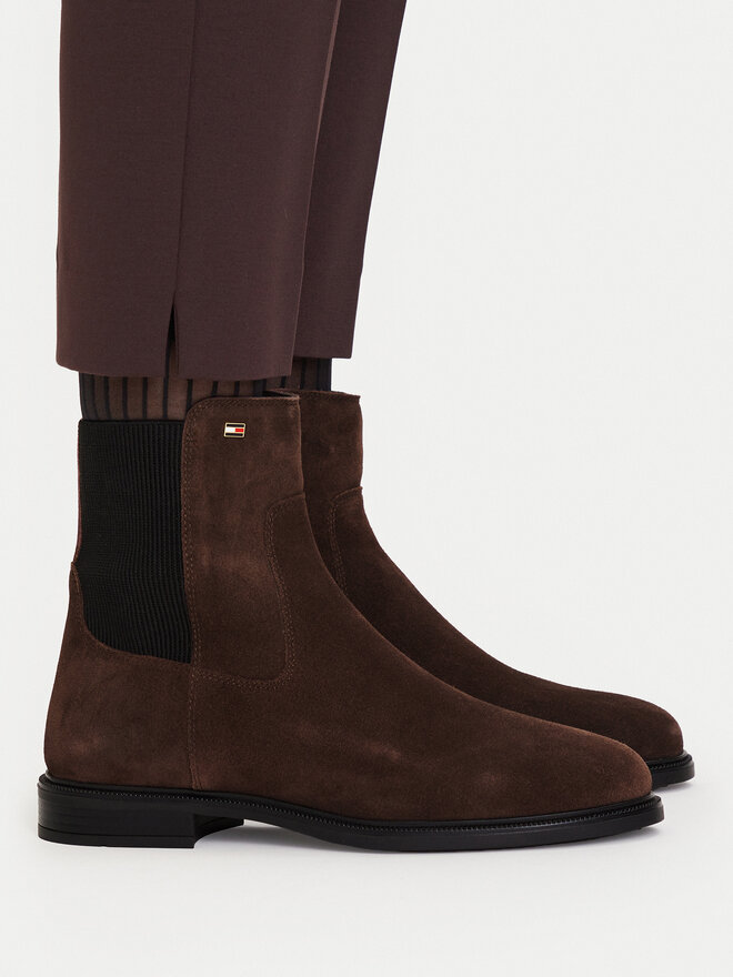 Tommy Hilfiger Klassische Stiefeletten Tommy Hilfiger Enamel Flag Suede Ankle Chelsea FW0FW09575 Braun