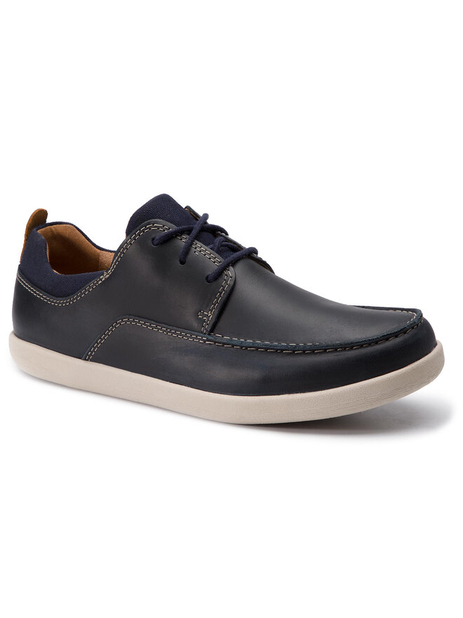 Un lisbon lace clarks 2025