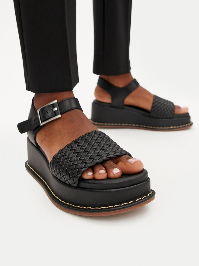 Clarks Sandály Clarks Kimmei Bay 26176403 Černá