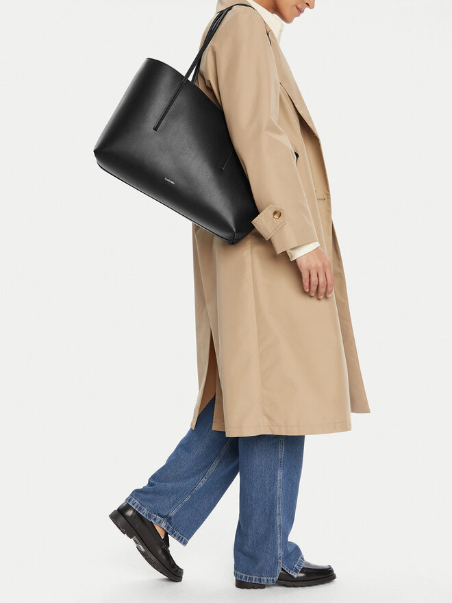 Calvin Klein Kabelka Calvin Klein Foil Logo Tote W/Pouch LV04F3274G Černá